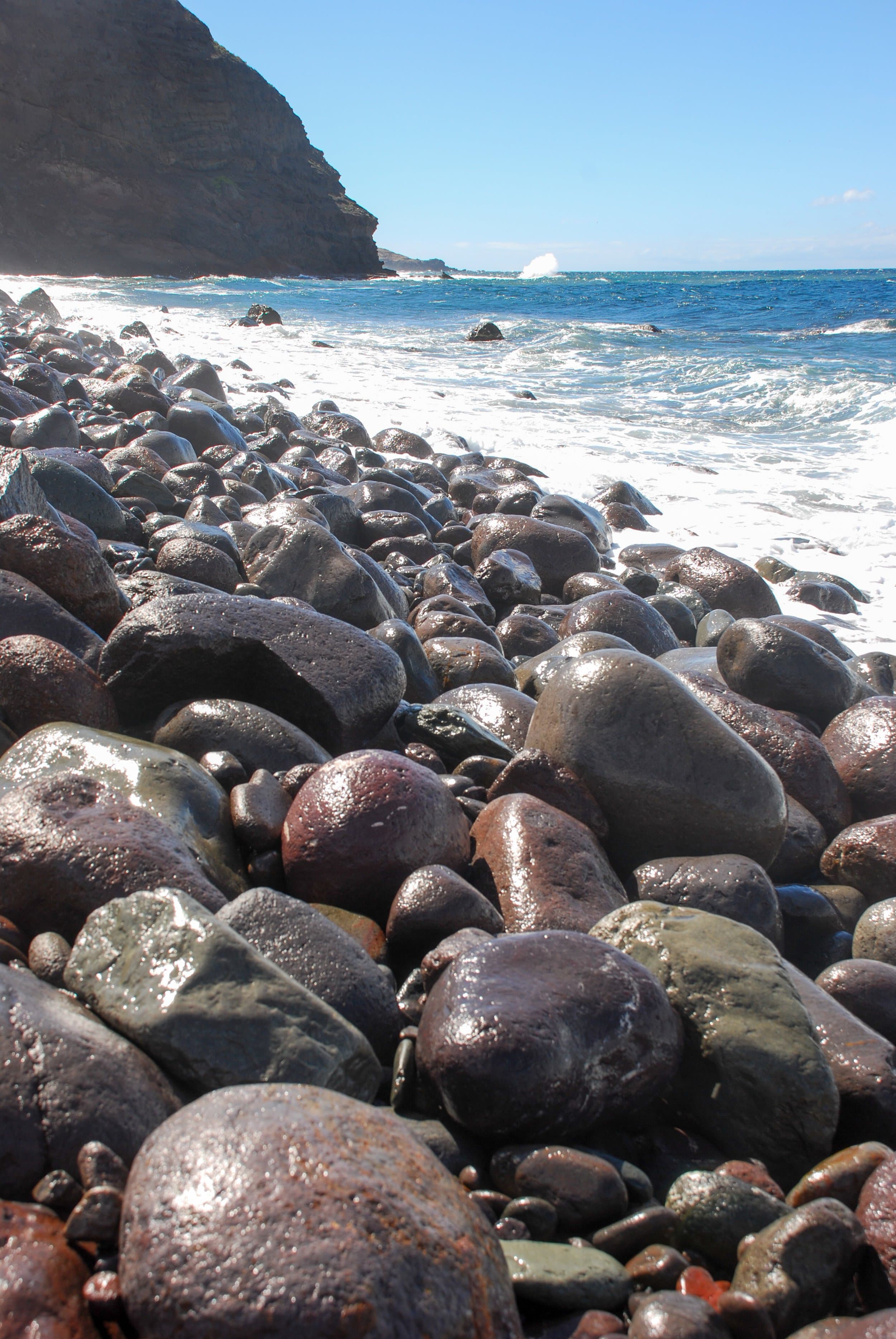 gran canaria rock pebble coast
